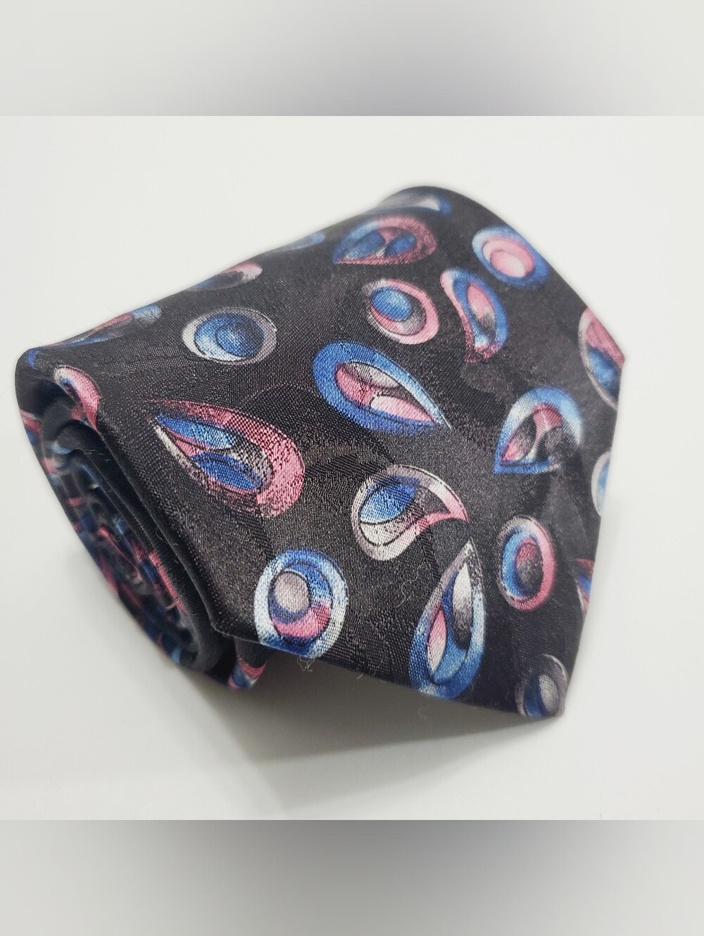 Bellagio Men's Neck Tie Blue & Pink Geometric Pattern 58x3.75"